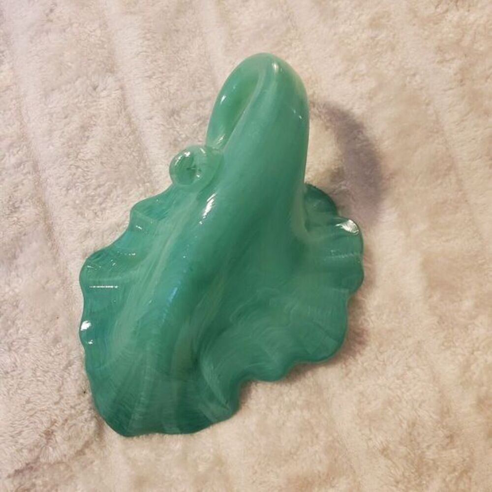 VINTAGE Art Glass Jade GREEN Fluted Trinket Coil Vase Hand Blown Swirl - Picture 3 of 8